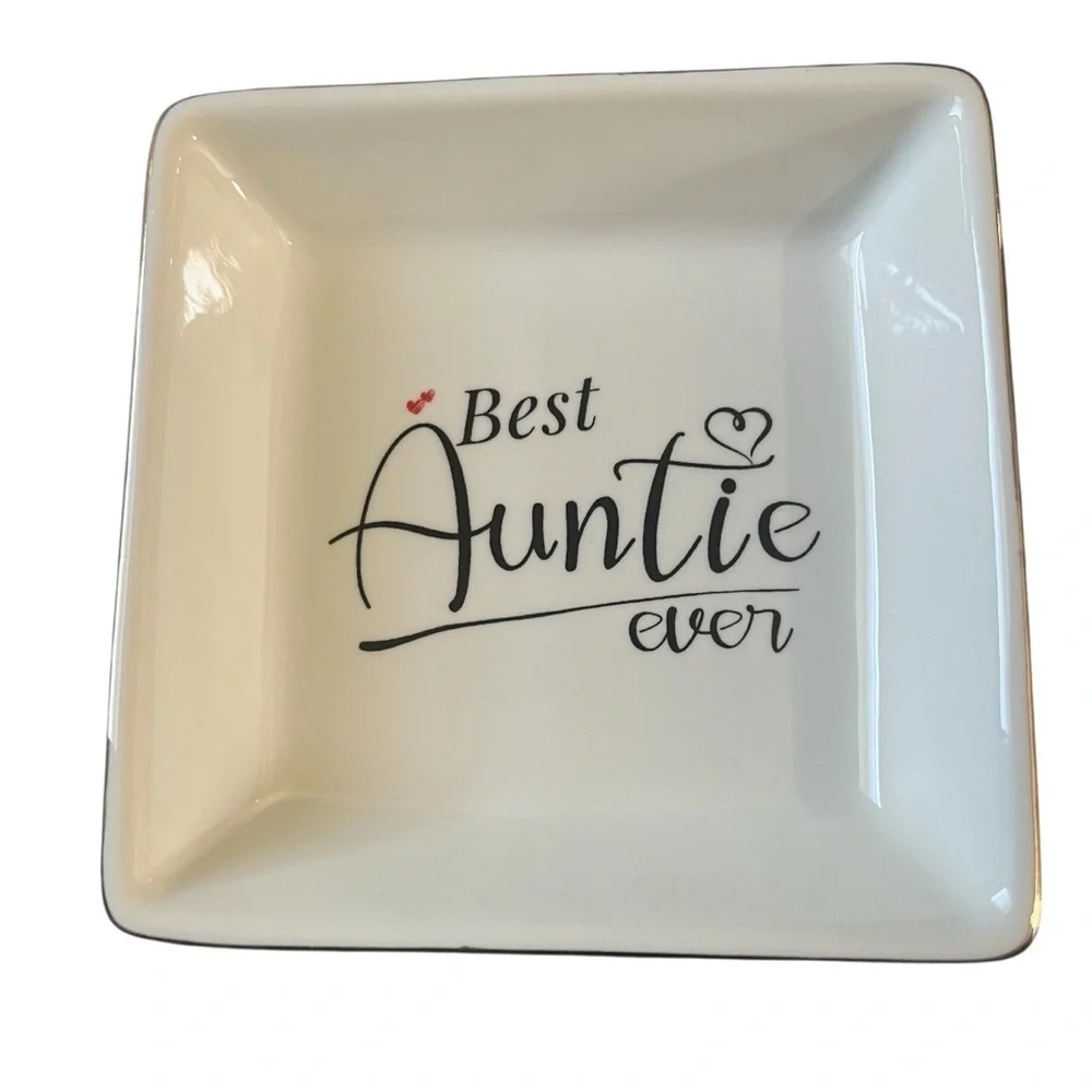 NWT Aunt Gifts Ring Trinket Dish Jewelry Tray